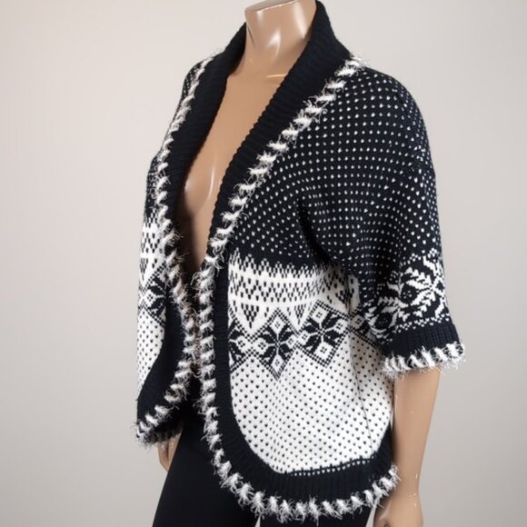Anna Bella Fuzzy Open Cardigan Sweater Short Sleeve Shrug Fringe Winter Nordic - Picture 5 of 10